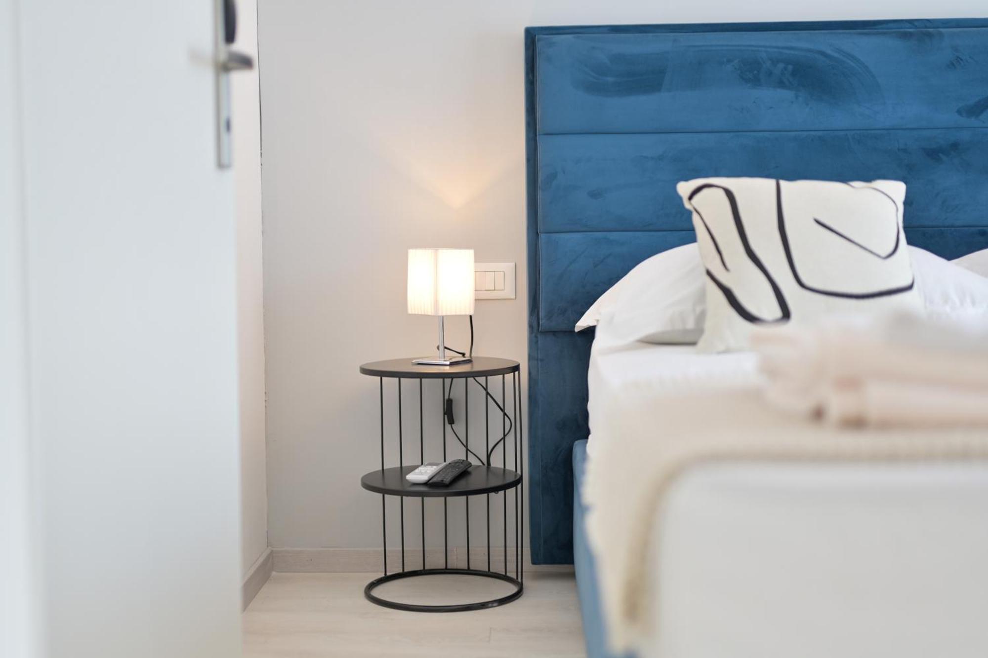 Aurora Beachfront Luxury Rooms&Suites Brela Exterior foto