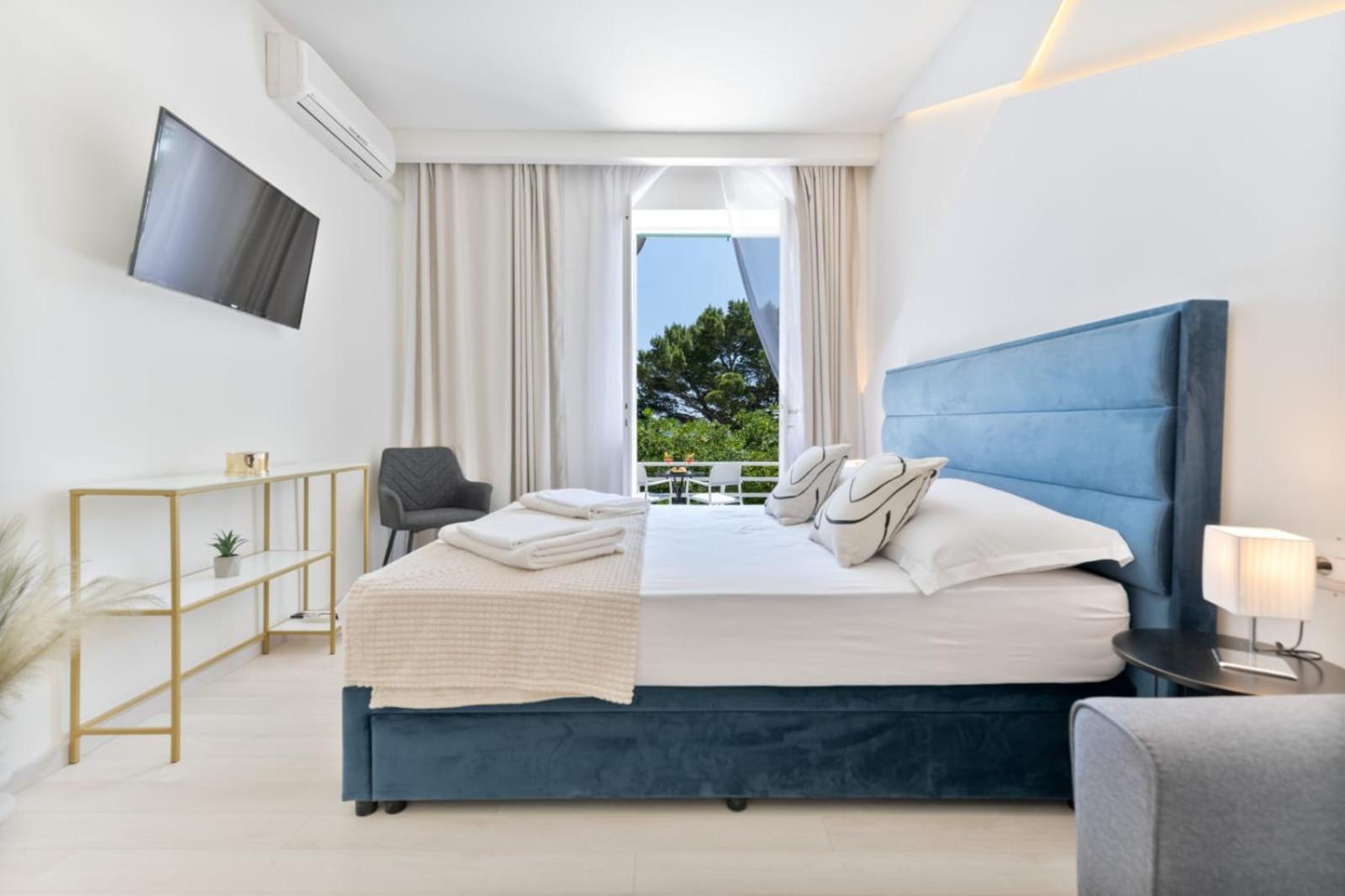 Aurora Beachfront Luxury Rooms&Suites Brela Exterior foto